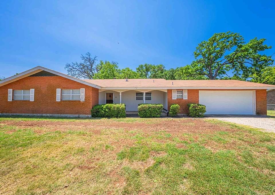 1st image of 221 Pyka Rd