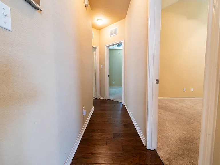 4333 Summersweet Ln — Photo 12