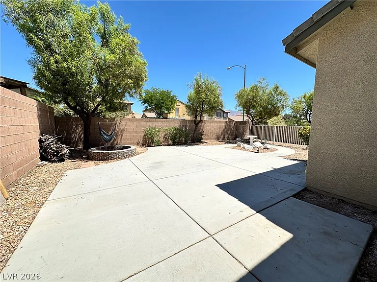 9032 Big Plantation Ave — Photo 11