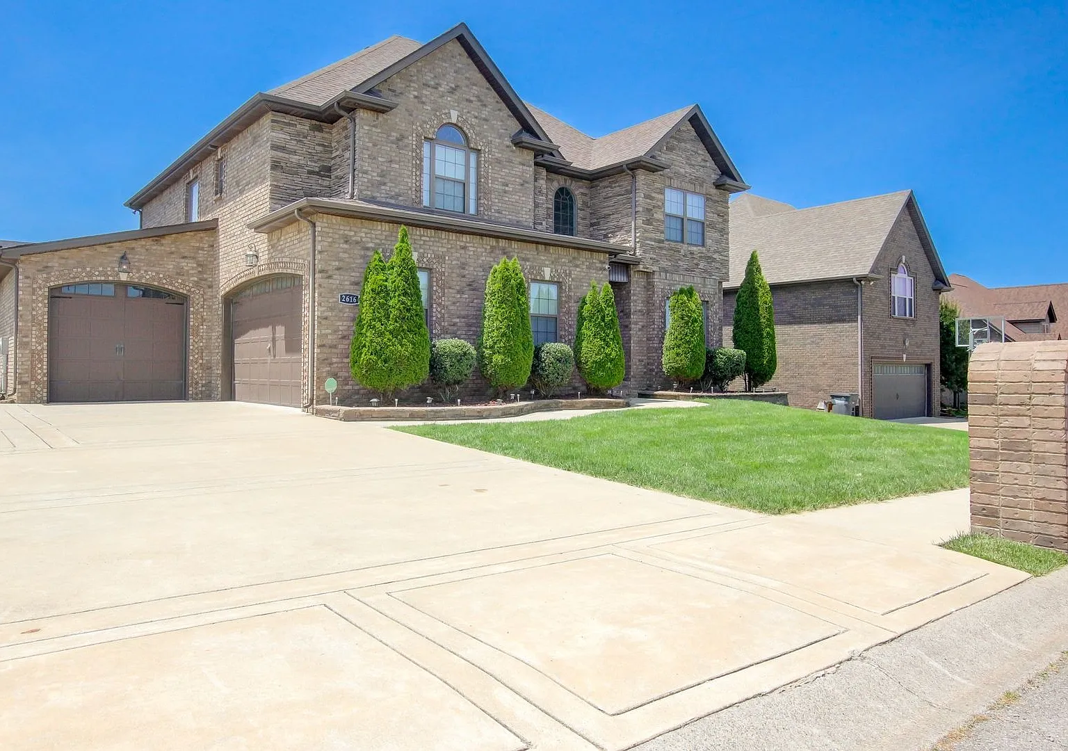 Move In Special — Photo 1