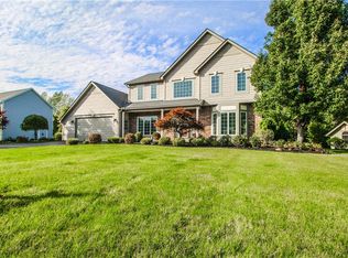 60 Jade Creek Dr, Hilton, NY 14468