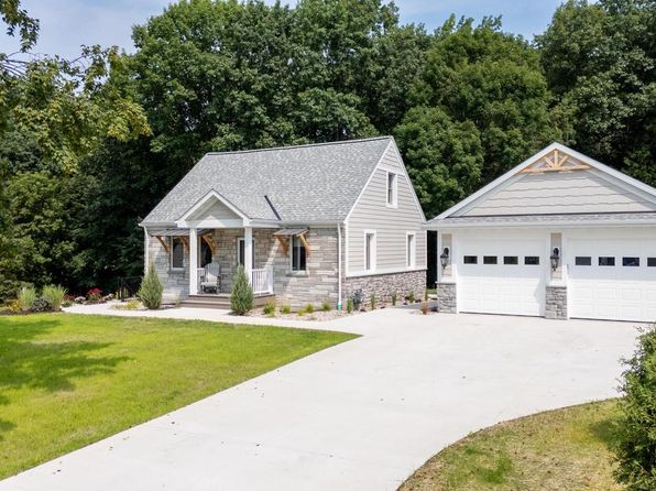 1430 Park AVENUE, West Bend, WI 53090
