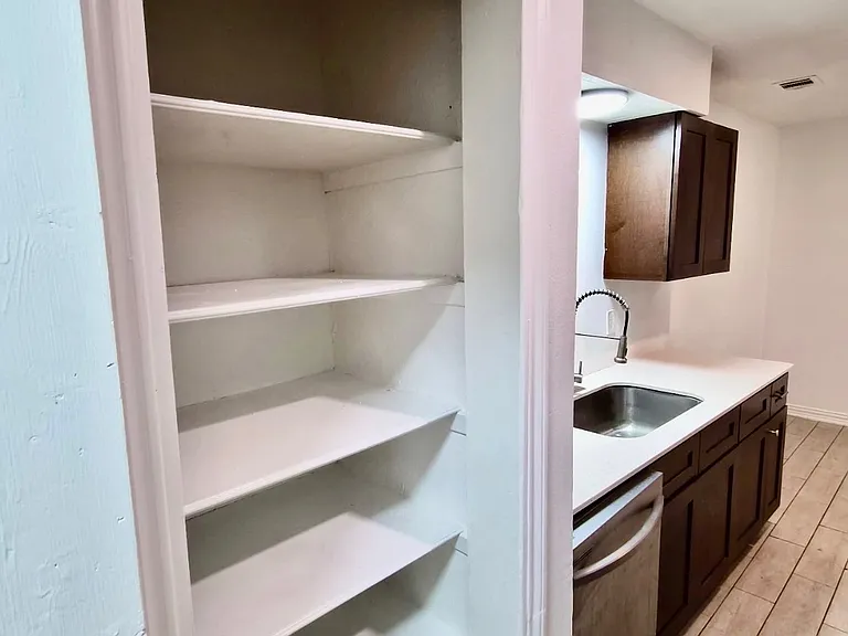 5013 Copperbend Blvd — Photo 8