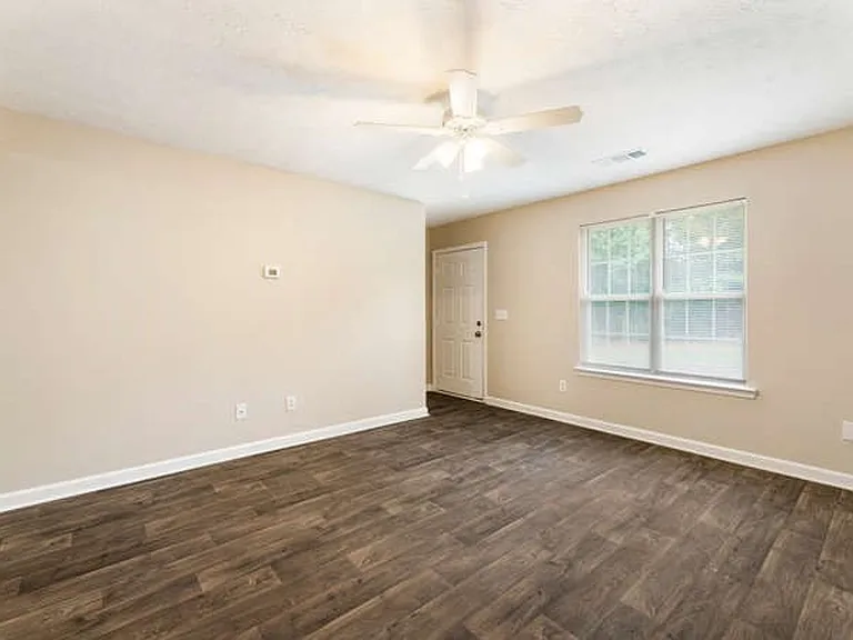 Georgia Place Townhomes — Photo 5