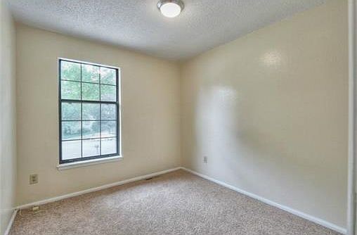 4th image of 16708 E 51st Terrace Ct S