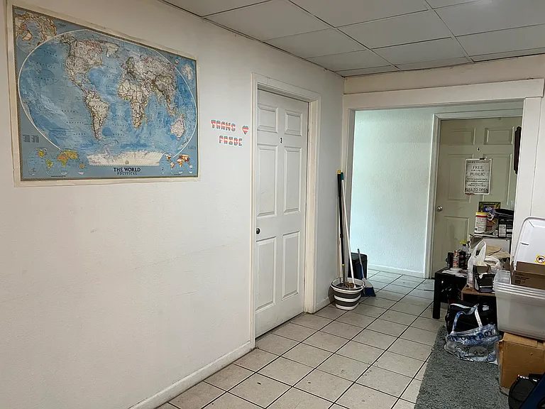 159 Robinson St #1 — Photo 8