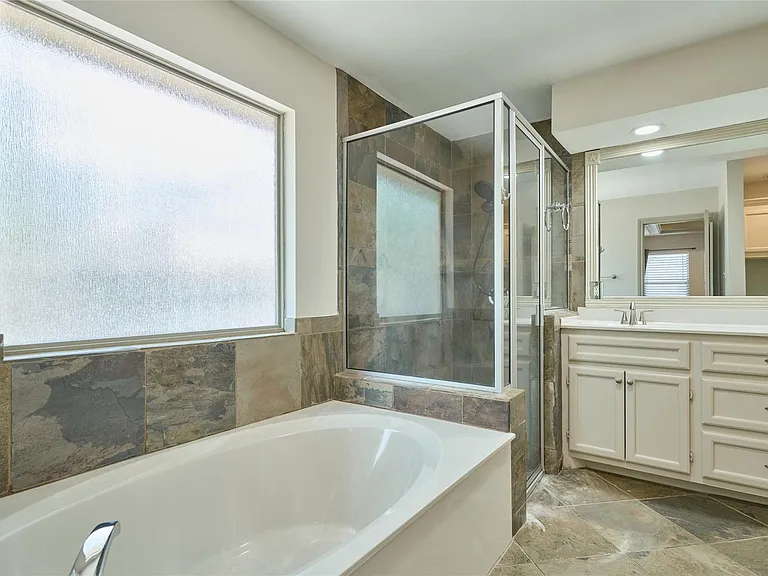 13613 Vail Dr — Photo 19