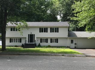 9 Taft Rd, Portsmouth, NH 03801