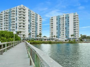 925 N Halifax Ave APT 204, Daytona Beach, FL 32118