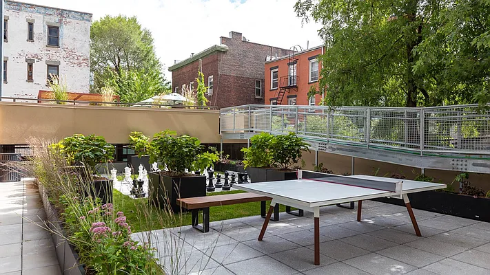 Rented by Nooklyn NYC LLC | media 32