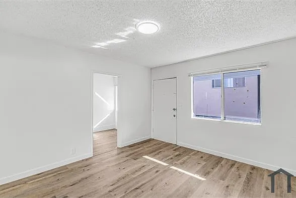1425 Cedar Ave #6 — Photo 1