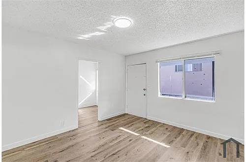 1425 Cedar Ave #6 Photo 1