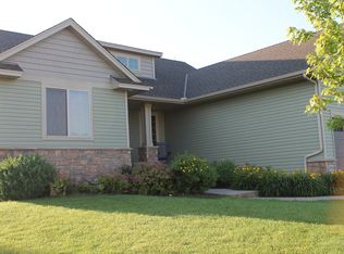 5709 Morgan Trl, White Bear Township, MN 55110