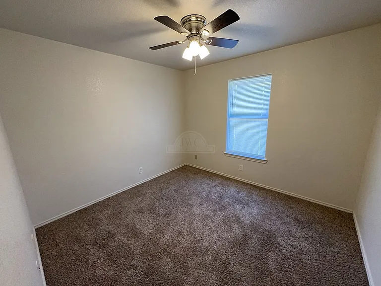 913 McDaniel Circle, Killeen — Photo 12