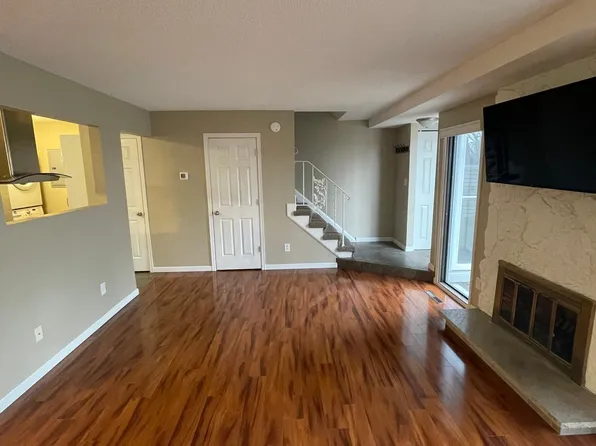 1301 Landmark Trl S, Hopkins, MN 55343