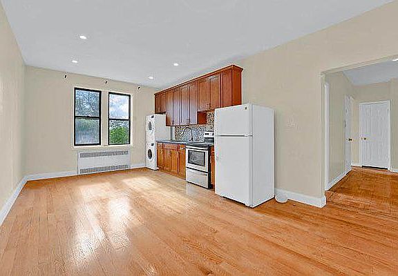 3rd image of 1900 Newkirk Ave APT 5D