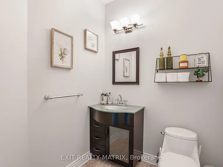 64 Radstock Ln #5 — Photo 27