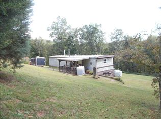 491 Jeffries Rd, Poca, WV 25159