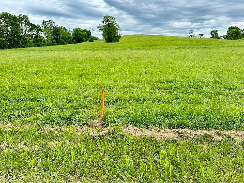 2nd image of 1899 Burton Rd