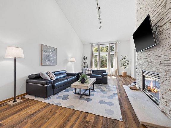 4th image of 6263 Sequoia Cir