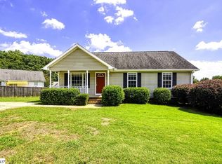 1106 Dunwoody Dr, Simpsonville, SC 29681
