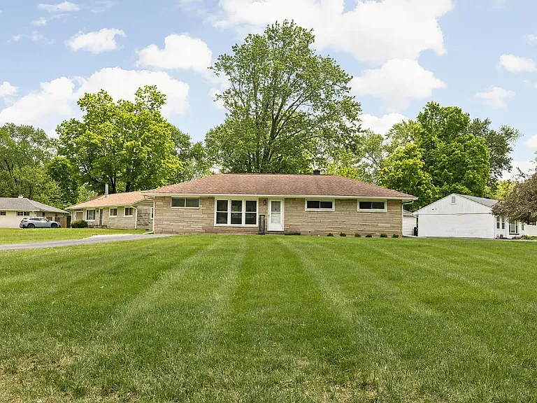 207 Stephen Ct — Photo 22