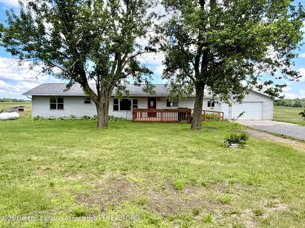 7916 W Vermontville Hwy, Vermontville, MI 49096