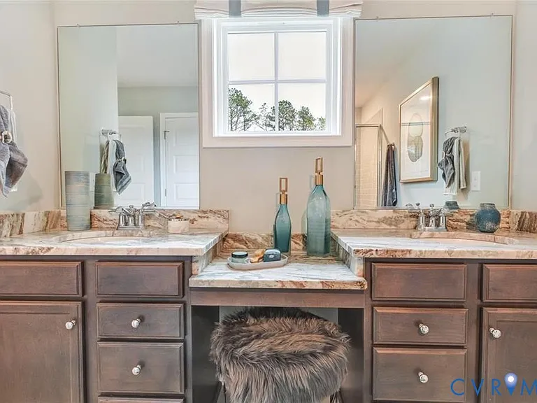5508 Benoni Dr — Photo 24