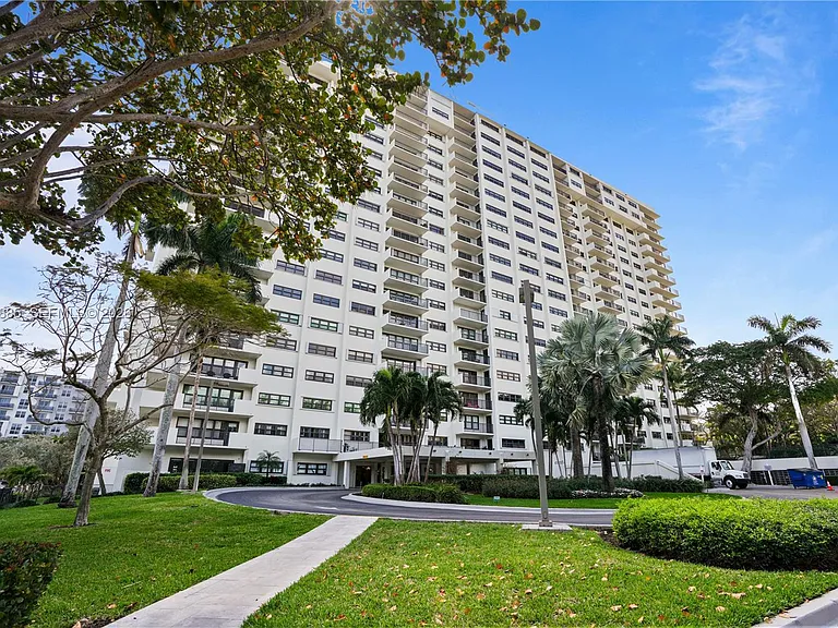 3200 N Port Royale Dr N #210 — Photo 40