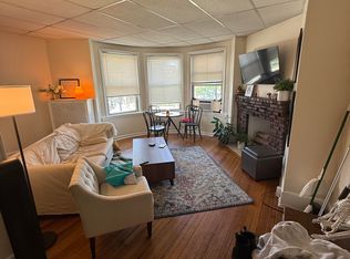 910 Beacon St #9, Boston, MA 02215