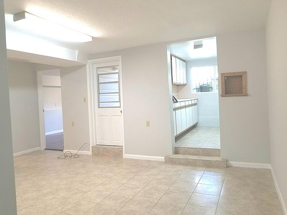 3rd image of 1320 23rd Ave