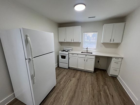 5th image of 3408 Winthrop Ave Unit C