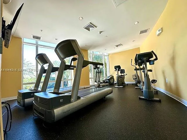 1755 Hallandale Beach Blvd #1605E — Photo 46