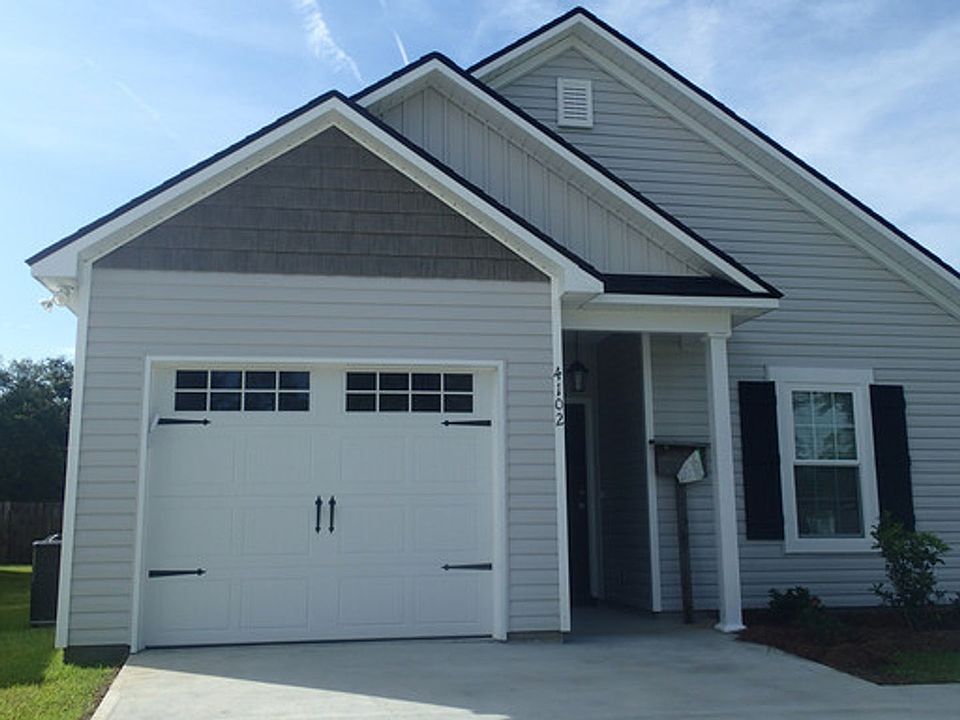 1st image of 4102 Barrington Dr