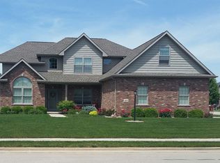 2833 W Playden Dr, Peoria, IL 61615