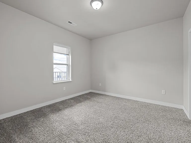 255 Robins Rd — Photo 22