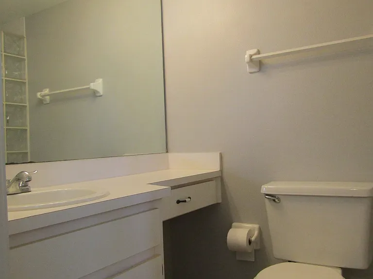607 S Albany Ave #12 — Photo 14