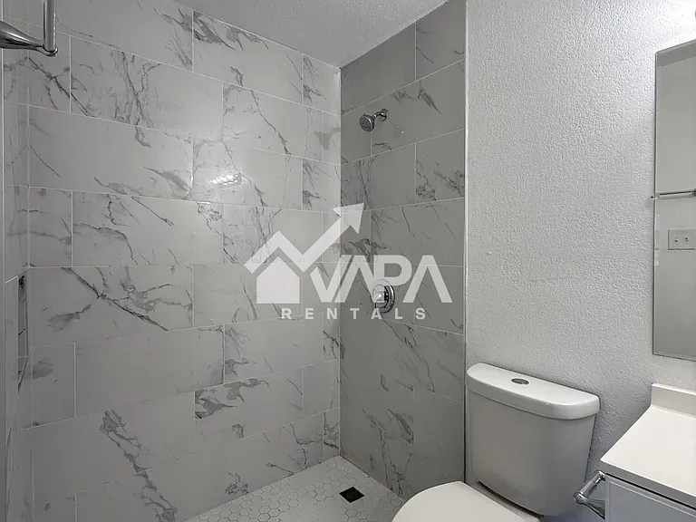 7106 Sunlit Trail Dr — Photo 8