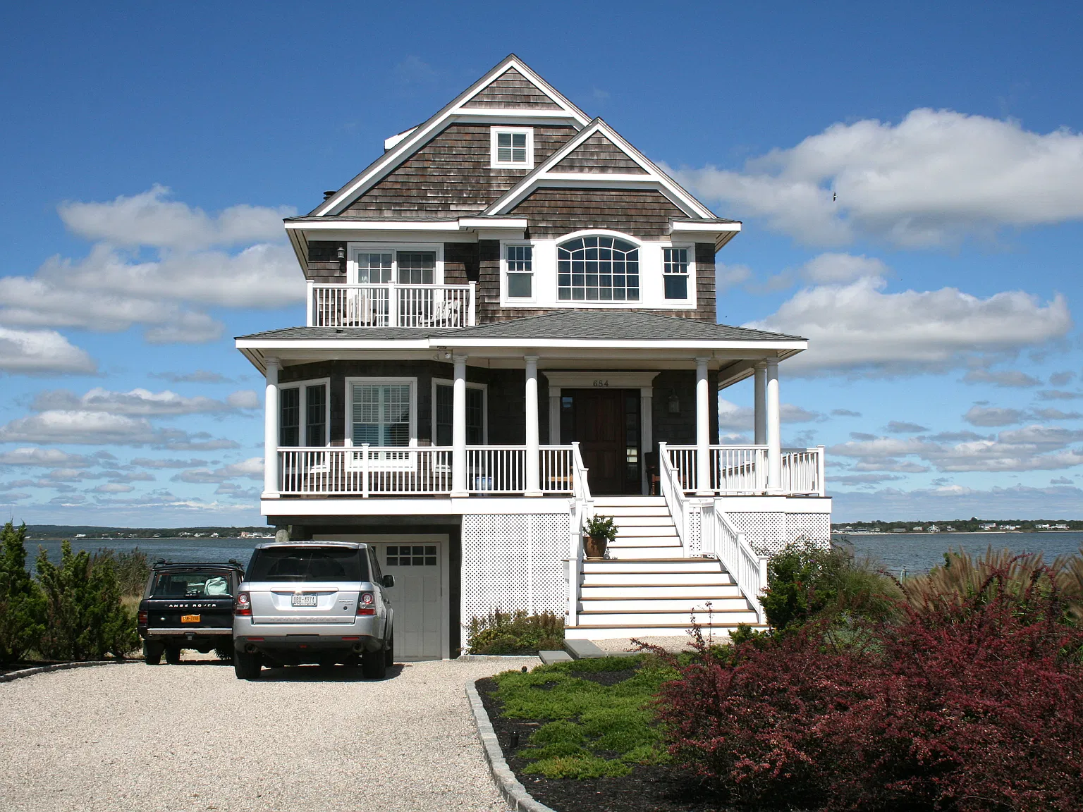 Spectacular Westhampton Dunes Beach House — Photo 1