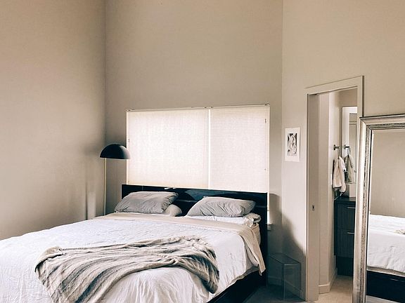 5th image of 309 Urban Prairie St Unit 1