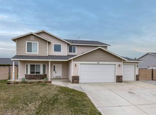 5613 Springfield Dr, Pasco, WA 99301
