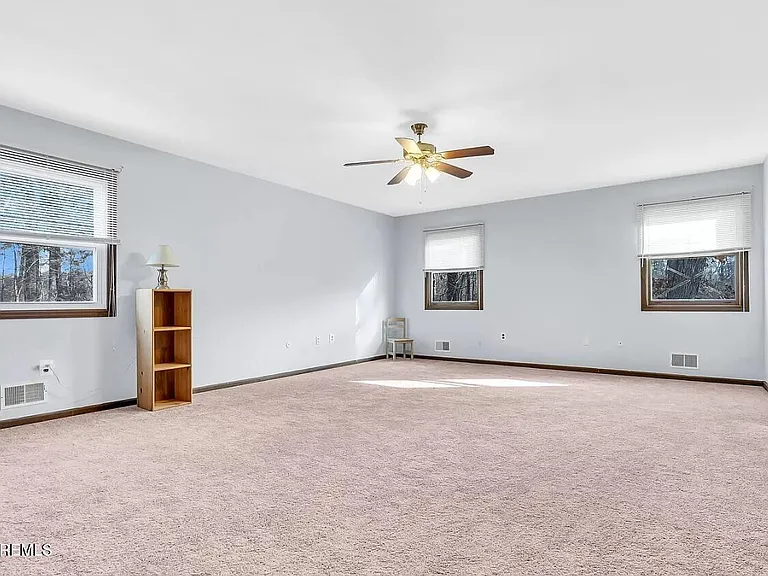 1097 S Lakewood Farmingdale Rd — Photo 12