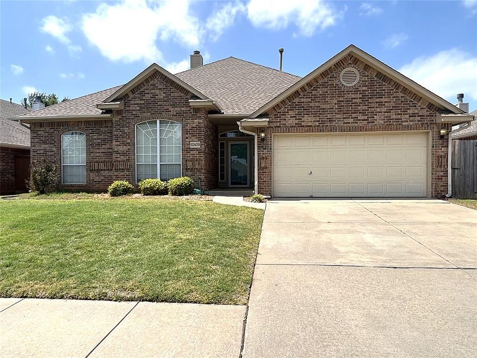 1st image of 12409 Village Ln