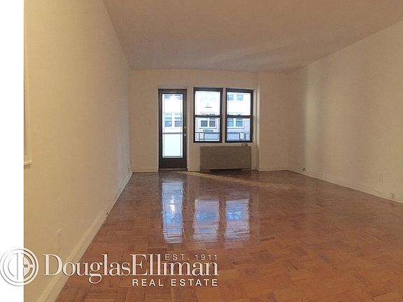2nd image of 117 E 71st St APT 2D