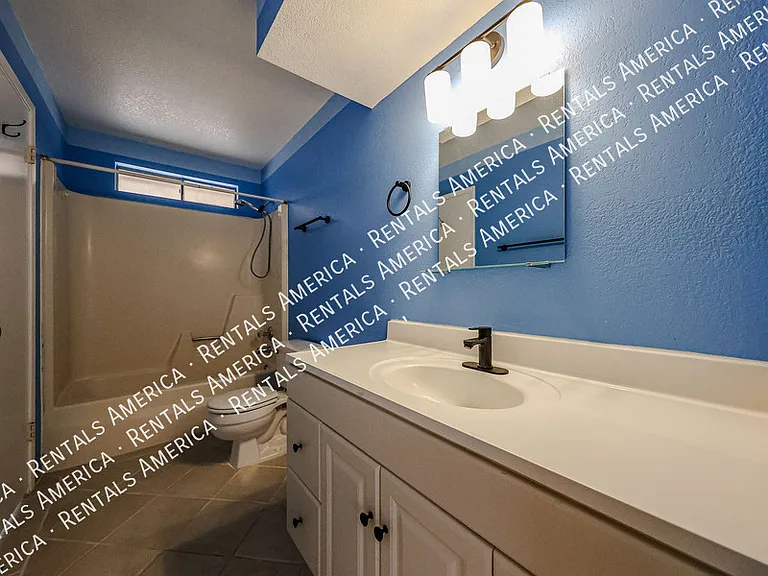 1117 W Auburn Dr — Photo 15