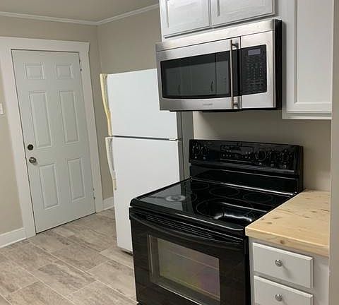 3rd image of 133 Scruggs Ave