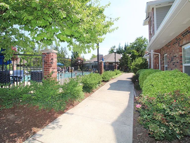 1170 NE 64th Ln #1206-1208 — Photo 23