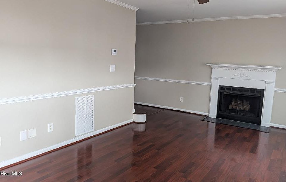 1st image of 3812 Sterling Pointe Dr Unit F10