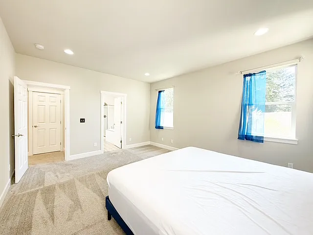 6147 Windlass Ave SE — Photo 24
