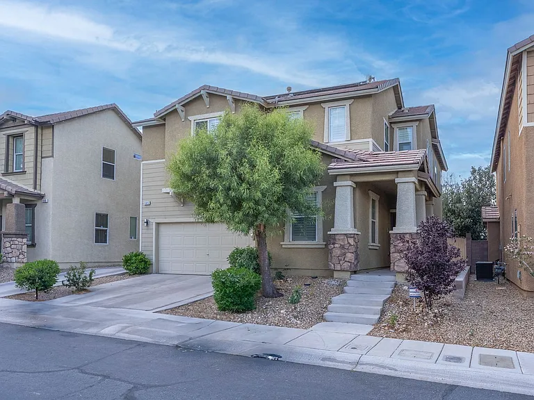 985 Noah Valley St — Photo 46